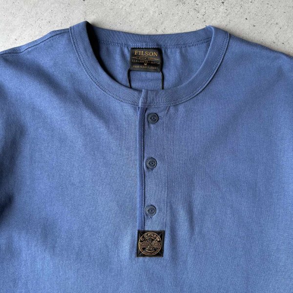 画像2: FILSON ヘンリーネックTEE / LT Blue (2)