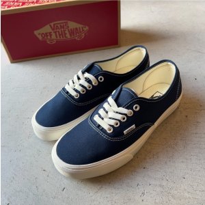 画像: VANS Authentic / Dress Blue / Marshmallow